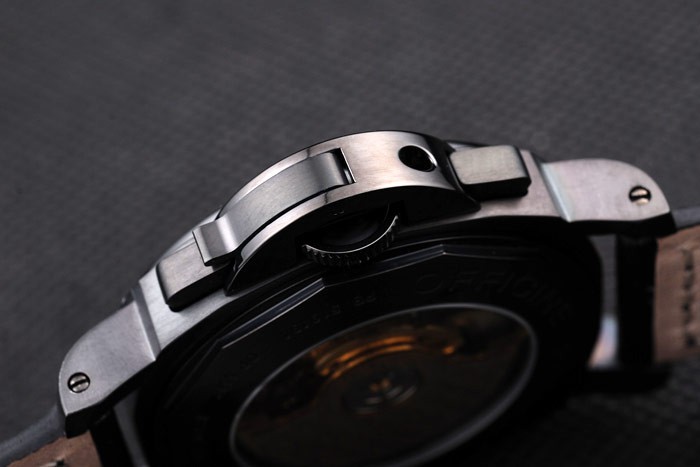 Panerai Luminor Alta Copy Replica Watches 4521: A Timeless Masterpiece